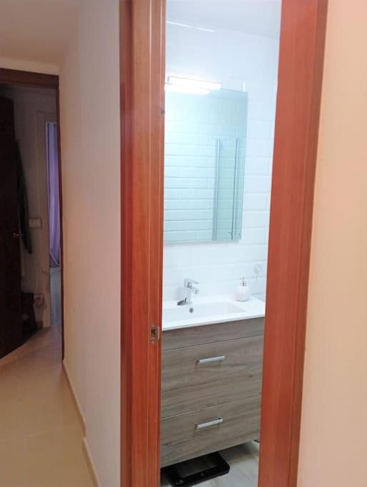 Apartamento En Primera Linea De Mar Ρόζες Εξωτερικό φωτογραφία